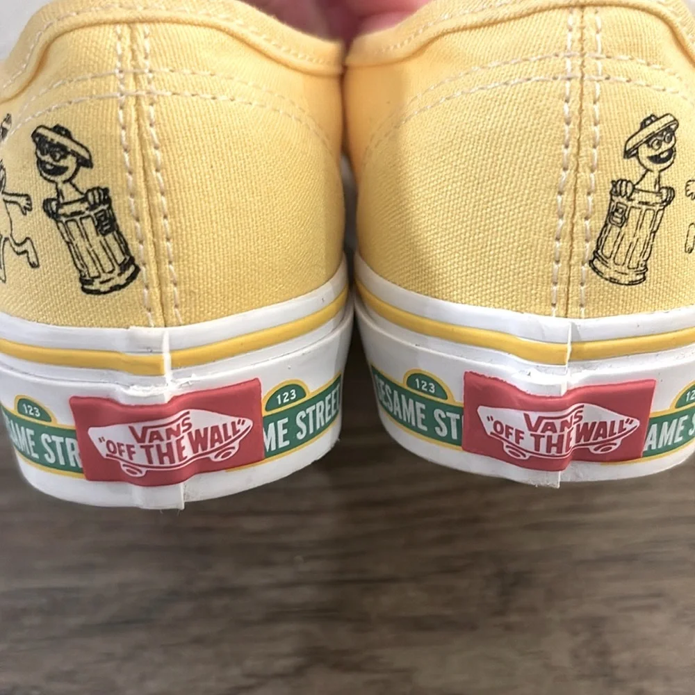 EUC [Vans] Sesame Street Family Yellow Tennis Shoes Sneakers Ladies 5 = Kids 3.5 - Picture 11 of 13